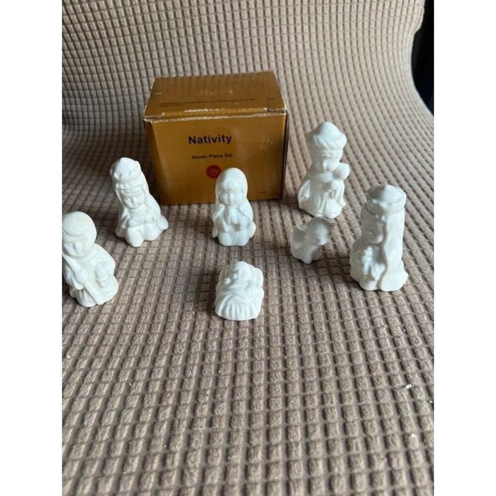 Mini nativity set 7 prices